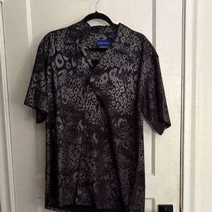 Men’s metallic animal print